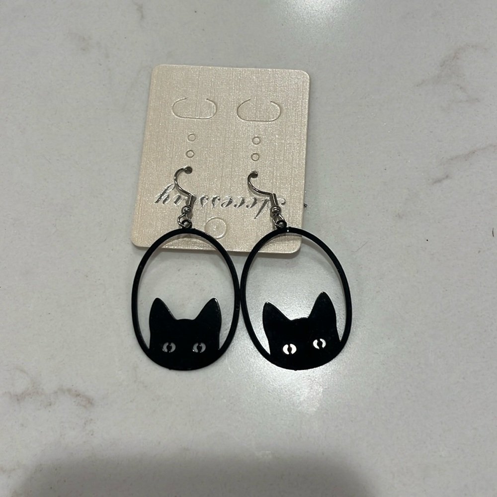 Black cat earrings
